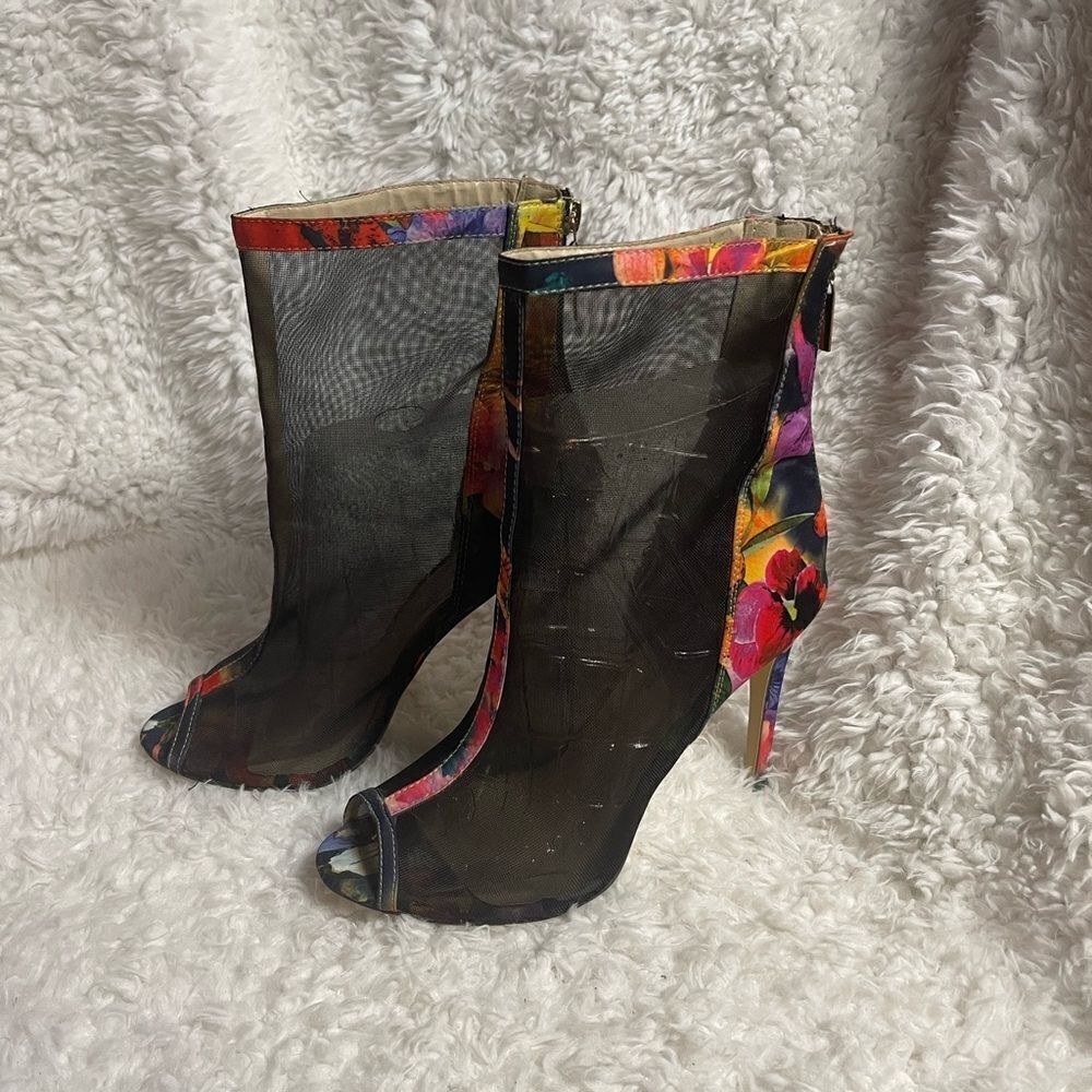 Wild Rose Giselle01 floral satin and black mesh Bootie peep toe heels SZ 9